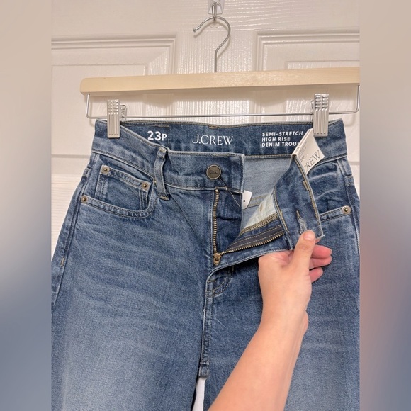 NWT J.Crew Petite Denim Trouser Jean in Charlotte Wash - Picture 6 of 10